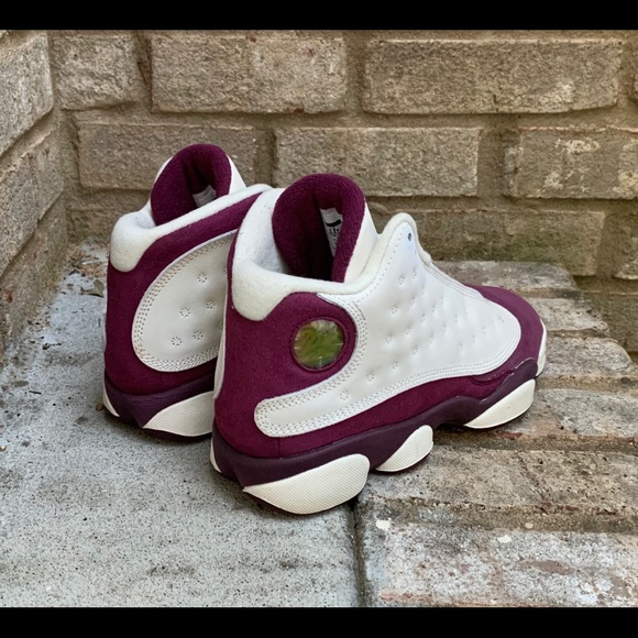 Air Jordan 13 Retro Bordeaux - Picture 4 of 9